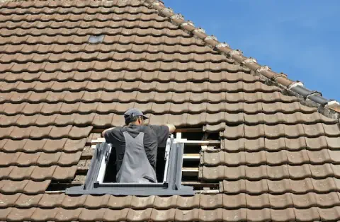 Pose de velux - Saint-Benoît-de-Carmaux